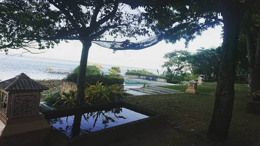 松坂南さんのインスタグラム写真 - (松坂南Instagram)「リゾートにて、泳ぎ納め  #itsmorefuninthephilippines  #もっときれいになれるフィリピン」4月24日 22時02分 - minami_matsuzaka