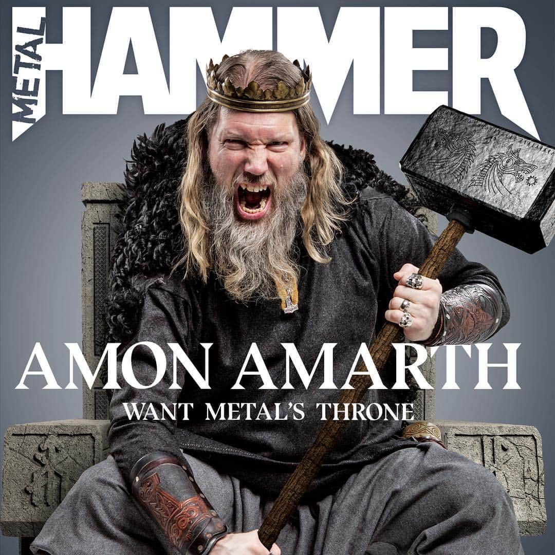 METAL HAMMERさんのインスタグラム写真 - (METAL HAMMERInstagram)「They're taking no prisoners. Amon Amarth return to the cover of Metal Hammer. On sale tomorrow. #AmonAmarth #MetalHammer #HeavyMetal」4月24日 22時19分 - metalhammeruk