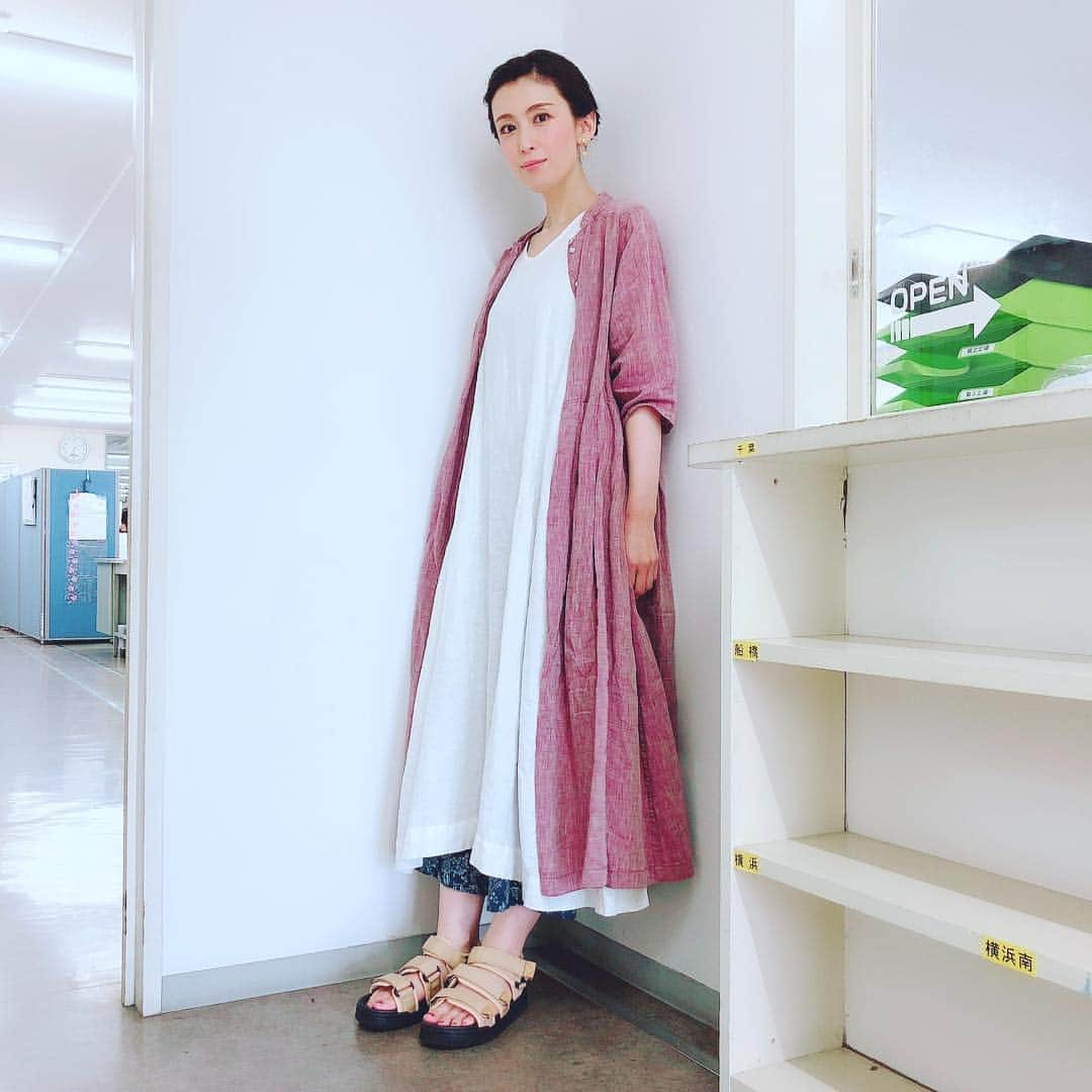 雛形あきこさんのインスタグラム写真 - (雛形あきこInstagram)「お洋服 #akolonialacrity」4月24日 13時36分 - akiko_hinagata