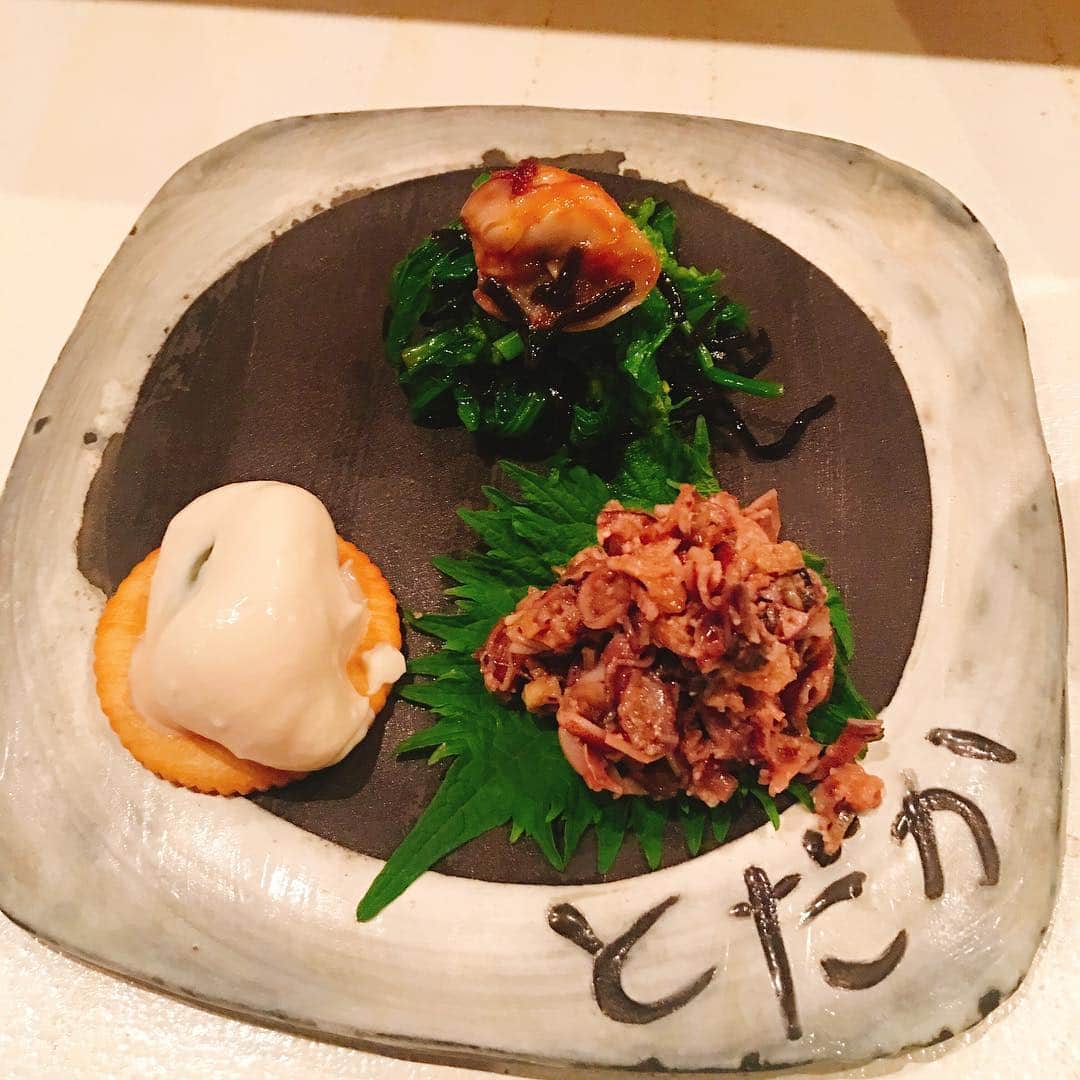 金巻ともこさんのインスタグラム写真 - (金巻ともこInstagram)「とだかだよー！！！とだかだー！満足。花山椒今年は高いんだってねえ。菜の花しんじょがおいしかった！ #立呑みとだか #とだか」4月24日 13時39分 - tomotomoco