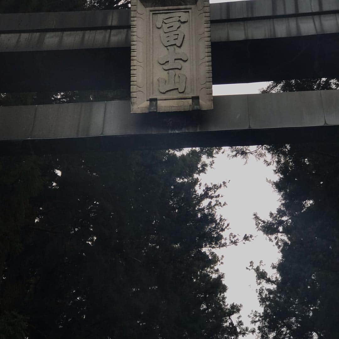 柿崎洋一郎さんのインスタグラム写真 - (柿崎洋一郎Instagram)「北口本宮冨士浅間神社 久しぶりに来ることができました。」4月24日 14時11分 - kakiyan37