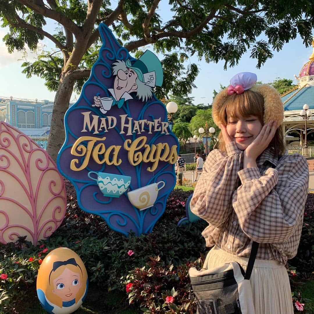 のインスタグラム：「#香港ディズニー #小籠包 #HongKong #鼎泰豊  三日間の香港旅！ 充実しすぎ わたし、海外とか旅行ってあんまり得意じゃないんだけどこんなに満喫できたのは初めてかも😳  絶対また行きたい！！」