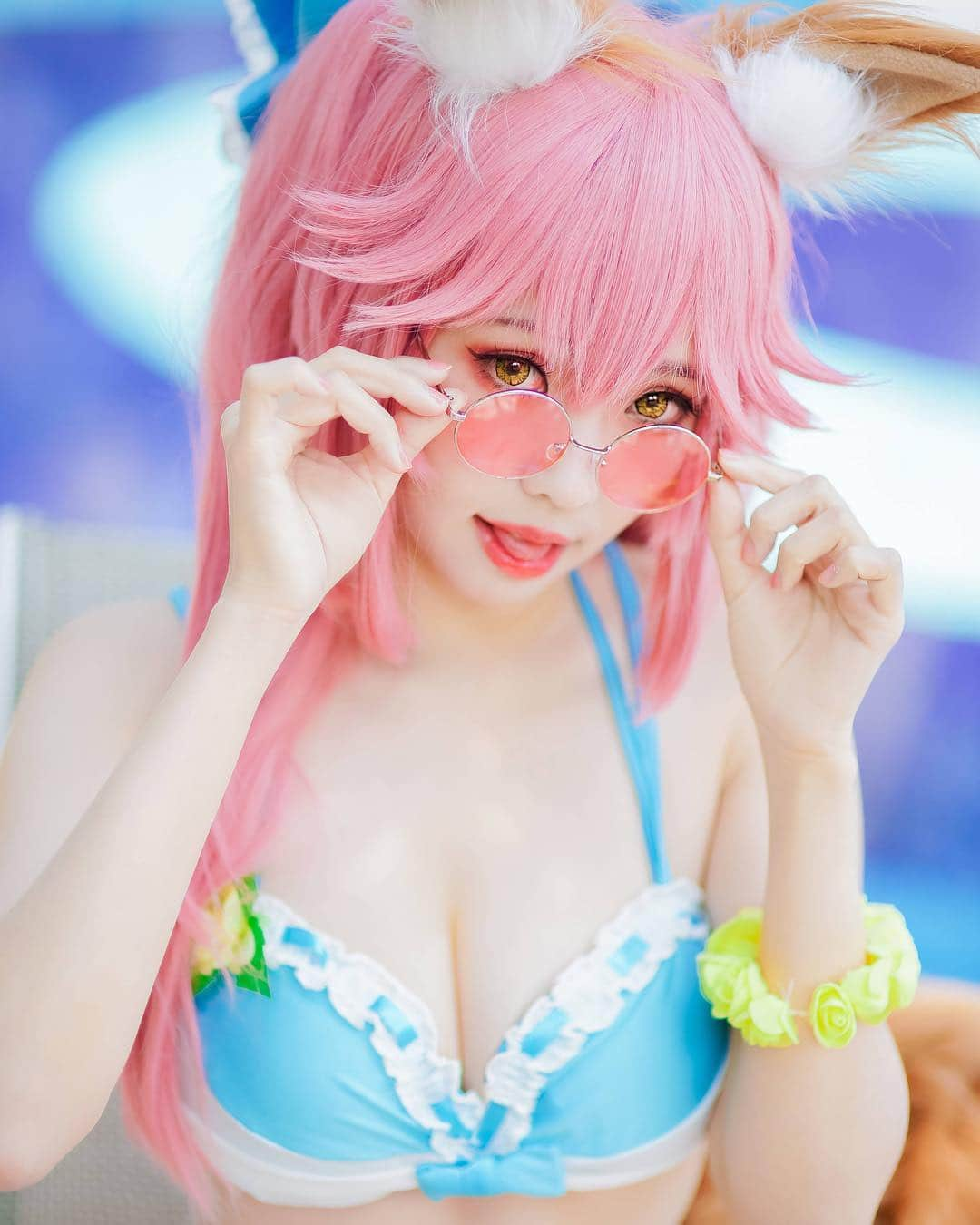 Elyさんのインスタグラム写真 - (ElyInstagram)「Really hot today in Taiwan!今日暑い！ 喜歡這張復古日雜風🎀 Swimsuit Tamamo by Ely Cosplay #elycosplay #cosplay #tamamonomae #tamamonomaecosplay #tamamocosplay #swimsuit #fatecosplay #fateextella」4月24日 15時55分 - eeelyeee