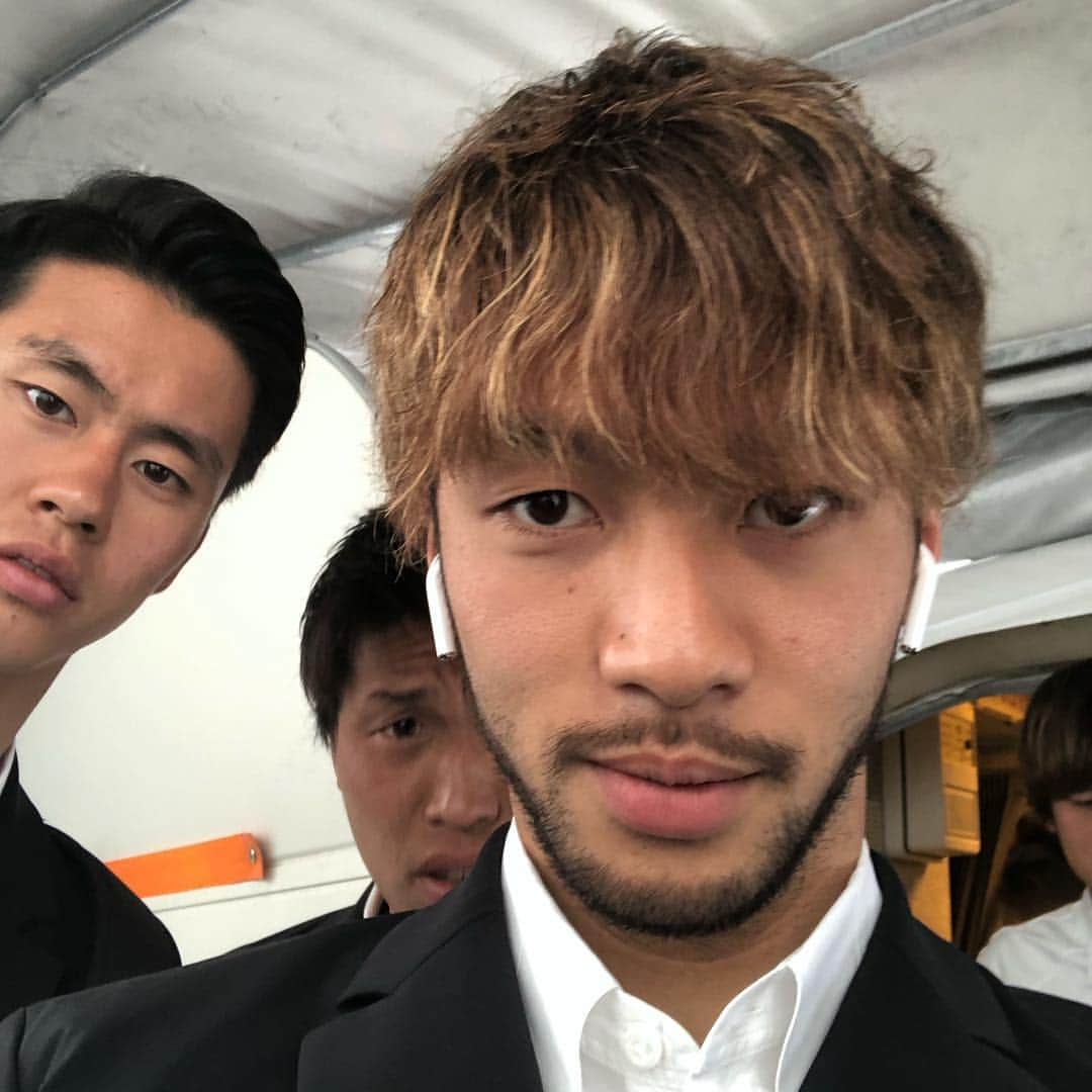 愛媛FCさんのインスタグラム写真 - (愛媛FCInstagram)「みなさんこんにちは、愛媛FC、背番号３番玉林睦実です！ 今日はゆうたの誕生日なので、僕の携帯に知らない間に保存されていた神谷裕太自撮り特集をみなさんにプレゼントします^_^ たくさん保存してください^_^ 次はゆうたの親友、野澤よろしく！ #神谷裕太 #自撮り #誕生日おめでとう」4月24日 16時12分 - ehimefc12