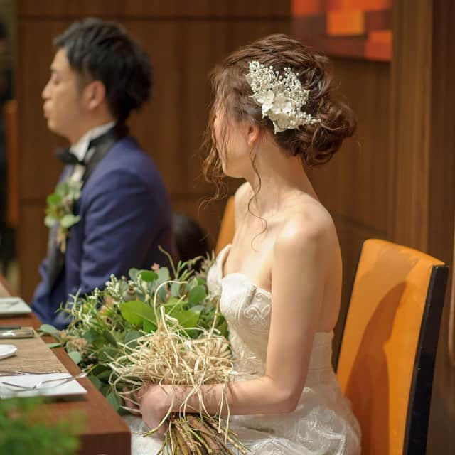 THE VILLAS FUKUOKA（ザ ヴィラズ福岡）さんのインスタグラム写真 - (THE VILLAS FUKUOKA（ザ ヴィラズ福岡）Instagram)「ご新婦様のヘアアレンジ🧡💛 . ナチュラルな雰囲気がとっても素敵です💓 . .  #ザヴィラズ福岡  #ヴィラズ福岡  #福岡花嫁  #福岡プレ花嫁  #プレ花嫁福岡  #プレ花嫁  #卒花嫁  #花嫁トレンド部  #結婚式準備  #プレ花嫁デビュー  #プレ花嫁スタート  #日本中のプレ花嫁さんと繋がりたい  #全国のプレ花嫁さんと繋がりたい #ウエディングフォト  #おしゃれ花嫁  #大人婚  #ヘアアレンジ  #2019春婚  #2019夏婚 #2019秋婚  #wedding  #hairstyle  #hairarrange」4月24日 17時24分 - villas_fukuoka