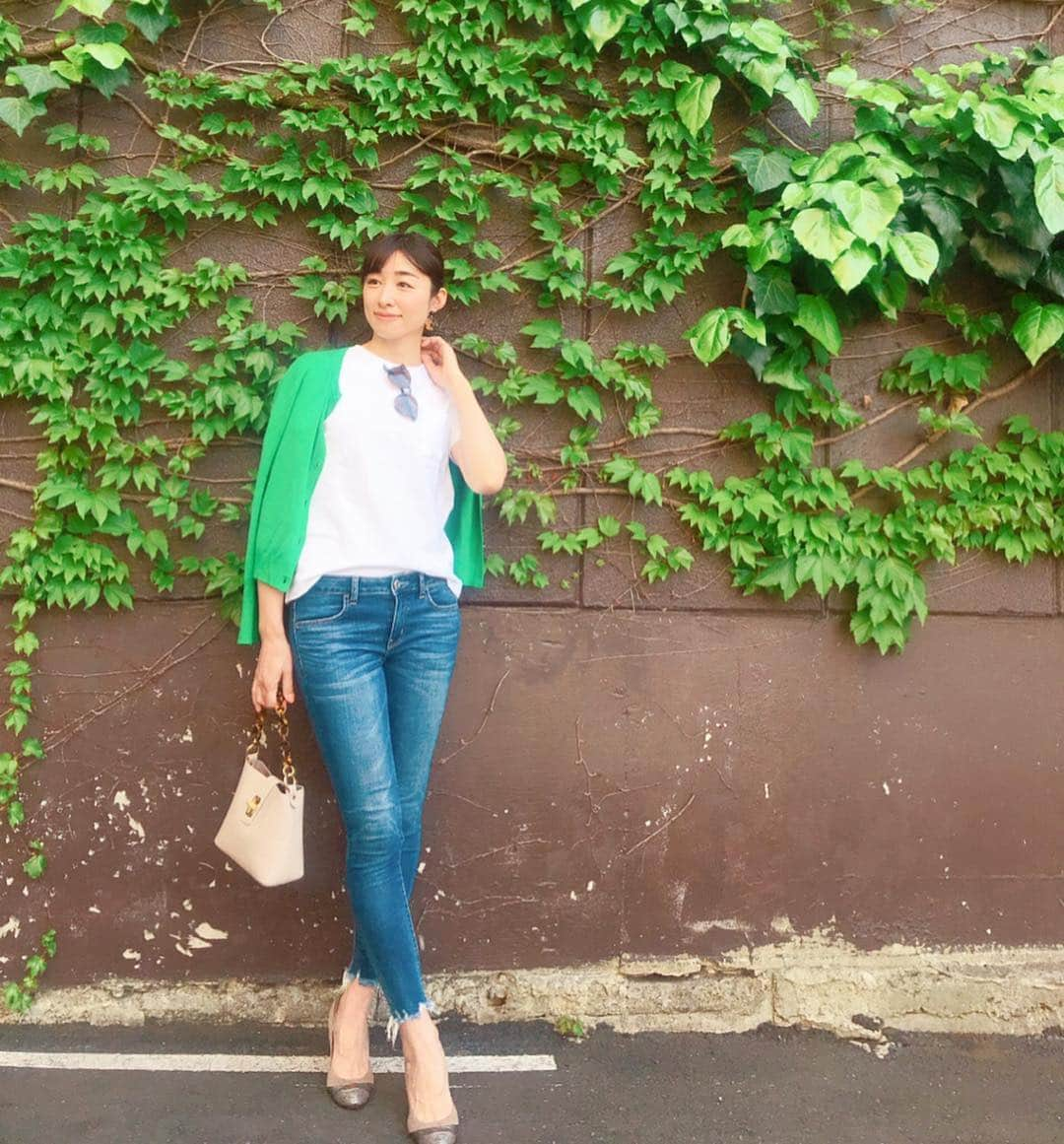 森木美和さんのインスタグラム写真 - (森木美和Instagram)「半袖の季節になりましたね☺️👖🌸💕 #散歩 #Tシャツ#デニムコーデ#golf#golfgirl#ゴルフ好き#enjoygolf #ゴルフ女子#fashion#ファッション#model #撮影」4月24日 18時02分 - miwamoriki