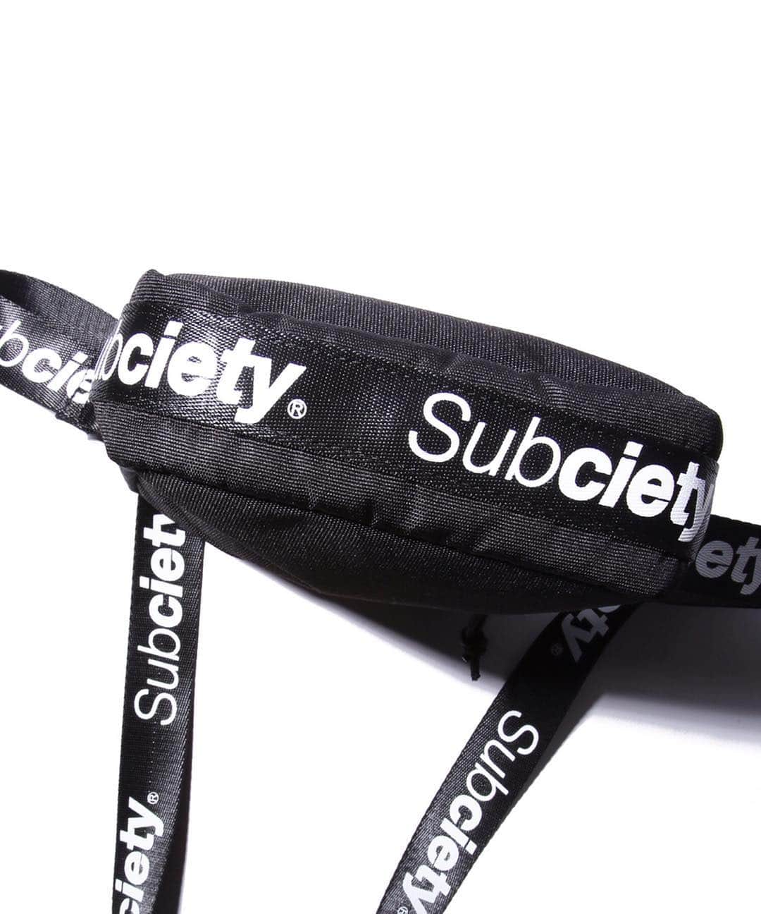 Subciety Subciety Officialさんのインスタグラム写真 - (Subciety Subciety OfficialInstagram)「SHOULDER BAG-THE BASE- #Subciety  Online Storeにて先行販売開始」4月24日 18時09分 - subciety_official