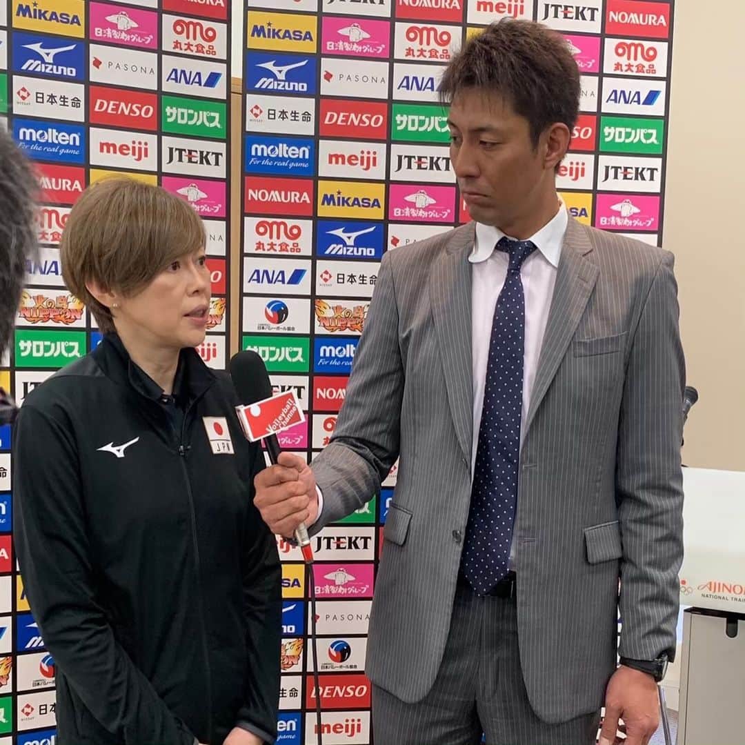 山本隆弘さんのインスタグラム写真 - (山本隆弘Instagram)「いよいよ女子日本代表が始動しました🏐 オリンピックまで457日となりました。 今年はワールドカップも開催されます。 選手一人一人の覚悟を感じた会見でした！ 監督含め数名にインタビューして来たよー😎 #バレーボール  #バレーボール女子  #バレーボールチャンネル」4月24日 18時54分 - yamamototakahiro5