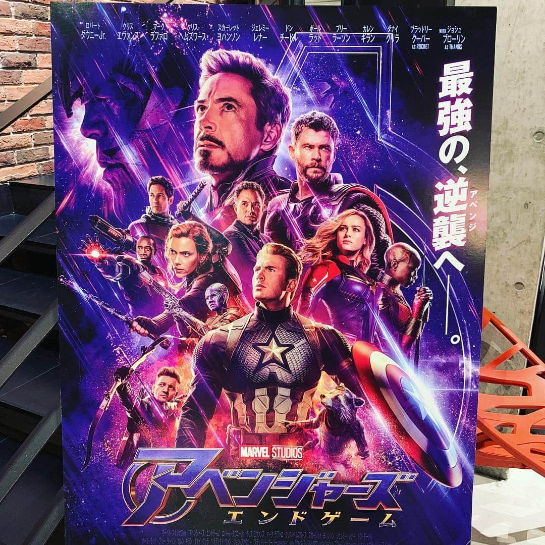 Saschaさんのインスタグラム写真 - (SaschaInstagram)「26日公開 #アベンジャーズエンドゲーム 光栄なことに一足早く観させていただきました！もうなんていうか…3時間が壮大すぎて #何も言えねえ (©️北島康介さん) 事前情報なしで観に行ってください！そして #ディズニーデラックス #disneydx に加入してくださいw #avengers #avengersendgame #marvel #disney」4月24日 19時00分 - sascha348