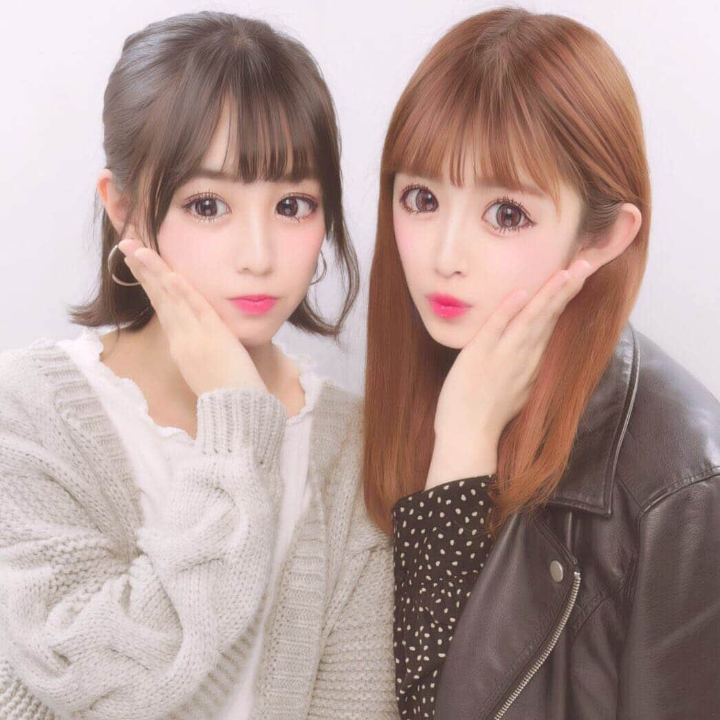 青木菜花のインスタグラム：「.﻿ .﻿ さらちゃんんんん！﻿ ﻿ いつもなのかちゃん〜って﻿ ほんとに妹みたいで可愛いんだ🤭❤️﻿ ﻿ 久々に色々お話しできました😽﻿ 頑張ろうね！！♡﻿ .﻿ . #さらなの #プリント倶楽部 #instagood #instalike #l4l」