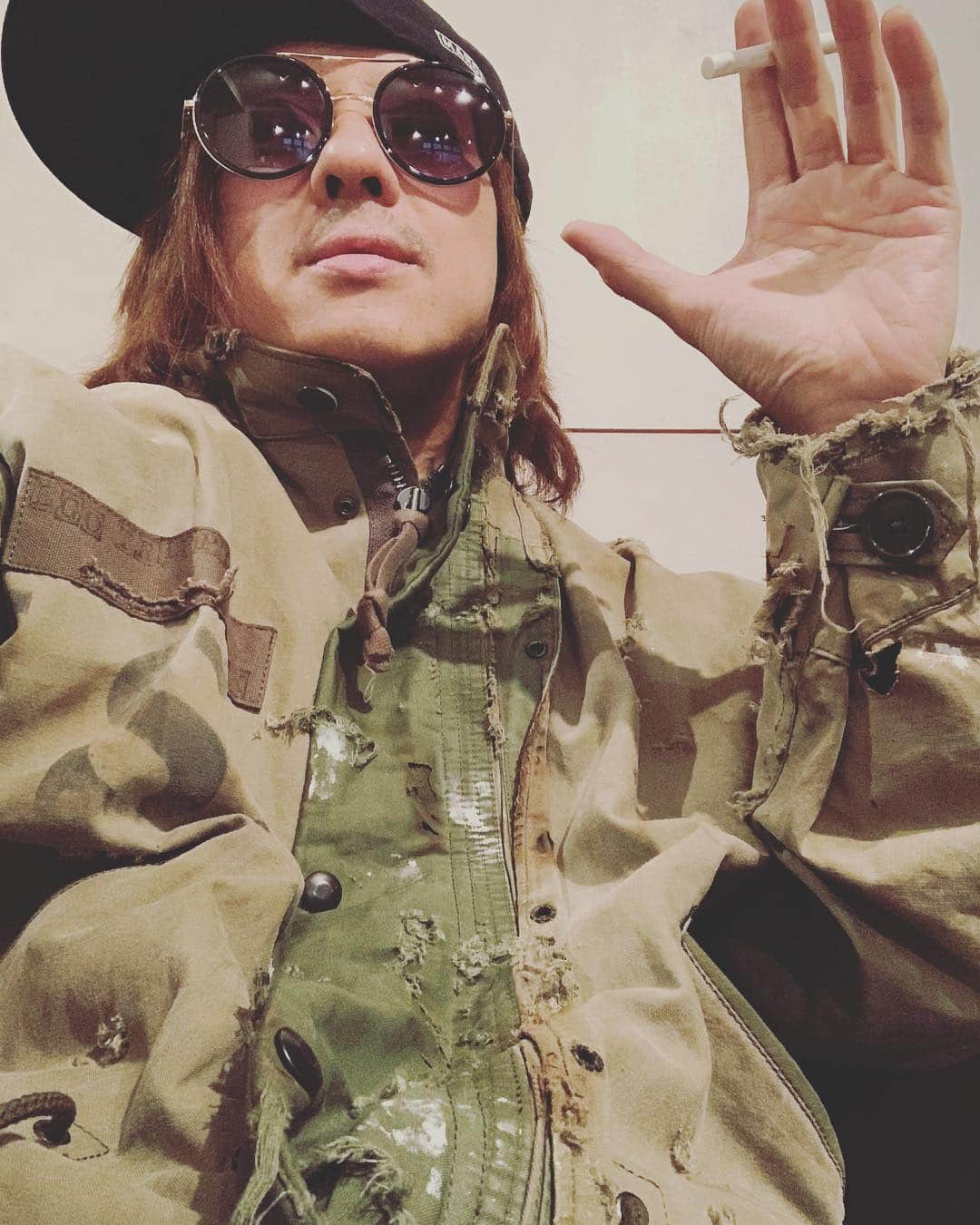 清春さんのインスタグラム写真 - (清春Instagram)「超かっこよくて即買いました  remake army blouson  EGO TRIPPPING×RESURRECTION  #egotripping #linkbyegotripping #resurrection  @egotrippingofficial @resurrection_gallery」4月24日 20時35分 - kiyoharu_official