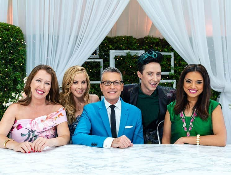 ジョニー・ウィアーさんのインスタグラム写真 - (ジョニー・ウィアーInstagram)「GET READY! We’re back for an all-new season of Wedding Cake Championship commencing June 3 at 10 Eastern on @foodnetwork! Fondant, fierce competition & glamour ensue! Enjoy! | @thebutterend @taralipinski @randyfenoli @maneetchauhan | #weddingcakechampionship #weddingcake #foodnetwork」4月25日 6時52分 - johnnygweir