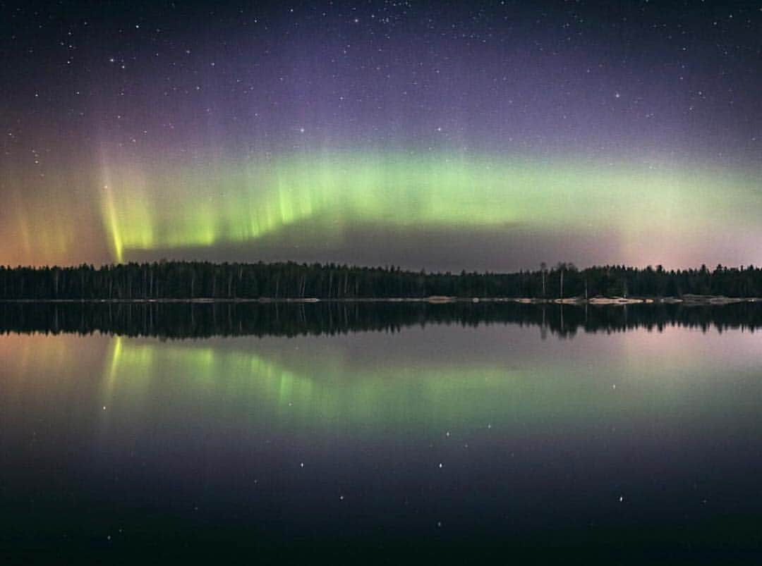 フィンランド政府観光局さんのインスタグラム写真 - (フィンランド政府観光局Instagram)「昨夜2時15分😲😍 ． @timoksanen さんの写真。Kiitos！」4月24日 23時05分 - visitfinlandjapan