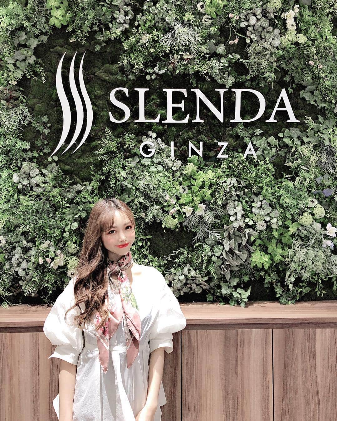 石川晶子（あきぽよ）さんのインスタグラム写真 - (石川晶子（あきぽよ）Instagram)「SLENDA銀座へ @slendaginza_official  またまた行ってきました🤗 . 二週間ペースで通いたいな〜と 思ってるよー✨ . 今回もハイフで 腰回りとお腹やってもらいました😳 終わった後はいつも 一回り細くなって本当感激する❗️ . 体型維持の為にも、 サプリとシェイクで調整しつつ 食事や運動合わせてがんばります❤️ .  #slendaginza #スレンダ銀座 #エステ #ダイエット #遺伝子検査 #セルライト #美容 #肌ケア #美肌 #女子力向上委員会 #女子力アップ #美肌レシピ」4月24日 23時16分 - i_am____aki