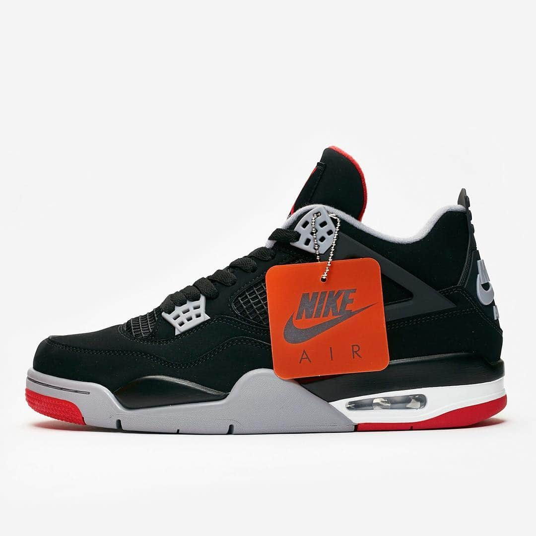 Sneaker Newsさんのインスタグラム写真 - (Sneaker NewsInstagram)「The Air Jordan 4 “Bred” officially drops on 5/4. Multiple pairs easy. For a full store list, tap the link in our bio.」4月24日 23時26分 - sneakernews