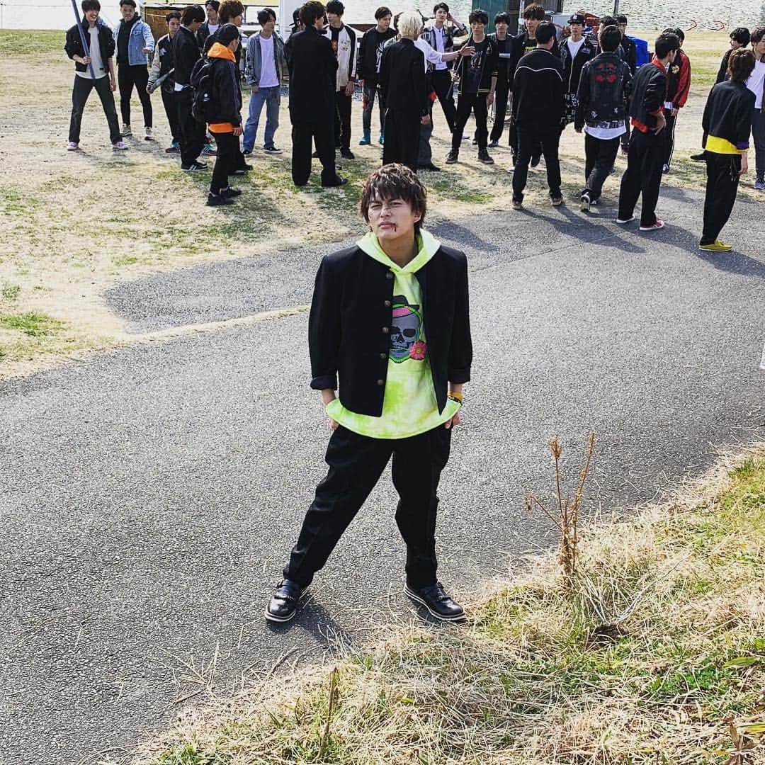 BOYS AND MENさんのインスタグラム写真 - (BOYS AND MENInstagram)「本日「頭の中のフィルム」MVが解禁になりました‼️‼️ 品川ヒロシさんに監督を務めていただきました✨✨ ぜひチェックお願いします😊 ■BOYS AND MEN ニューシングル「頭の中のフィルム」 ミュージックビデオ https://www.youtube.com/watch?v=ya8eqJ7fbn4  #ボイメン #頭の中のフィルム #品川ヒロシ監督  #mvオフショット」4月24日 23時46分 - boysandmen_official