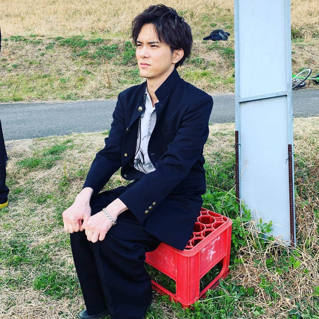 BOYS AND MENさんのインスタグラム写真 - (BOYS AND MENInstagram)「本日「頭の中のフィルム」MVが解禁になりました‼️‼️ 品川ヒロシさんに監督を務めていただきました✨✨ ぜひチェックお願いします😊 ■BOYS AND MEN ニューシングル「頭の中のフィルム」 ミュージックビデオ https://www.youtube.com/watch?v=ya8eqJ7fbn4  #ボイメン #頭の中のフィルム #品川ヒロシ監督  #mvオフショット」4月24日 23時46分 - boysandmen_official