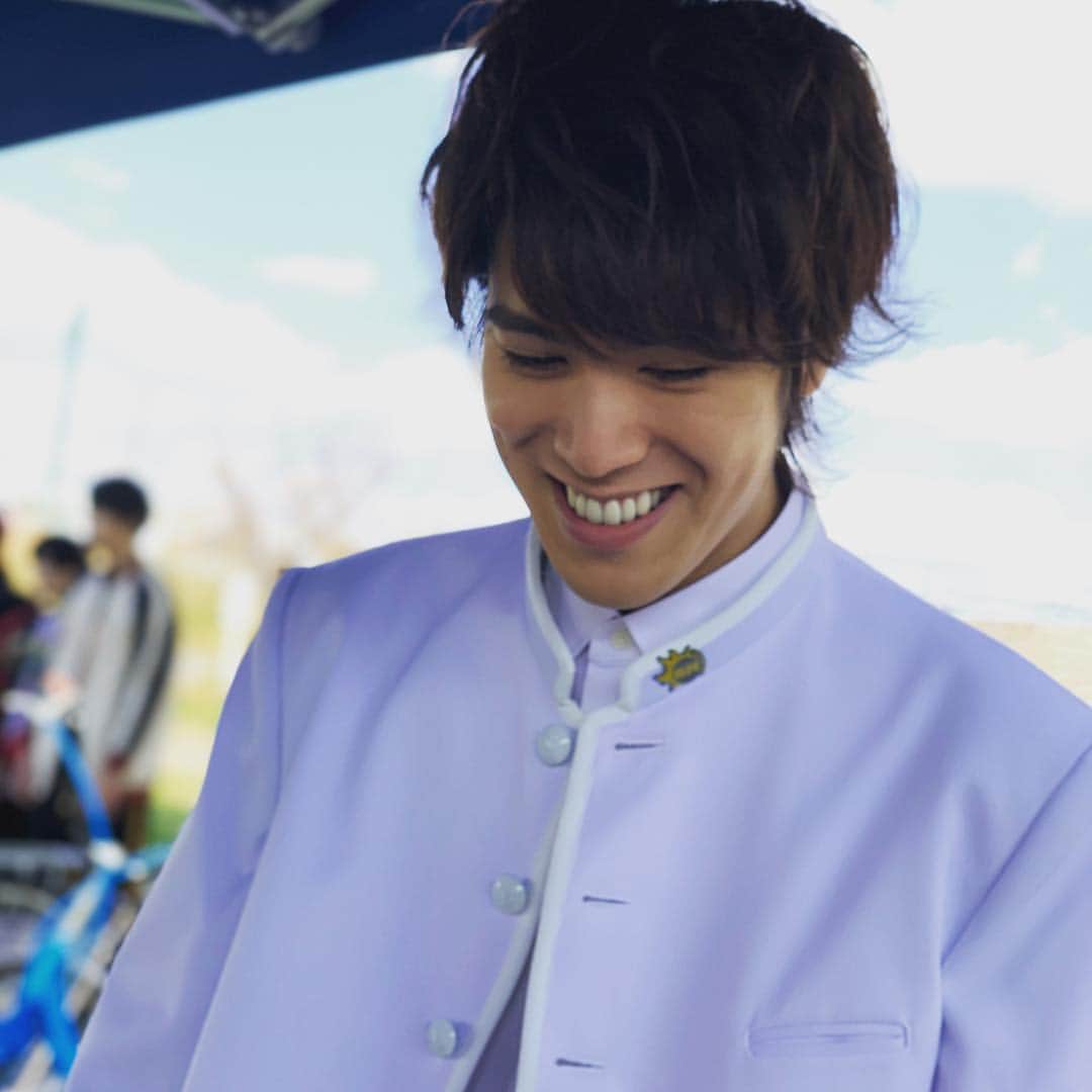 BOYS AND MENさんのインスタグラム写真 - (BOYS AND MENInstagram)「本日「頭の中のフィルム」MVが解禁になりました‼️‼️ 品川ヒロシさんに監督を務めていただきました✨✨ ぜひチェックお願いします😊 ■BOYS AND MEN ニューシングル「頭の中のフィルム」 ミュージックビデオ https://www.youtube.com/watch?v=ya8eqJ7fbn4  #ボイメン #頭の中のフィルム #品川ヒロシ監督  #mvオフショット」4月24日 23時46分 - boysandmen_official