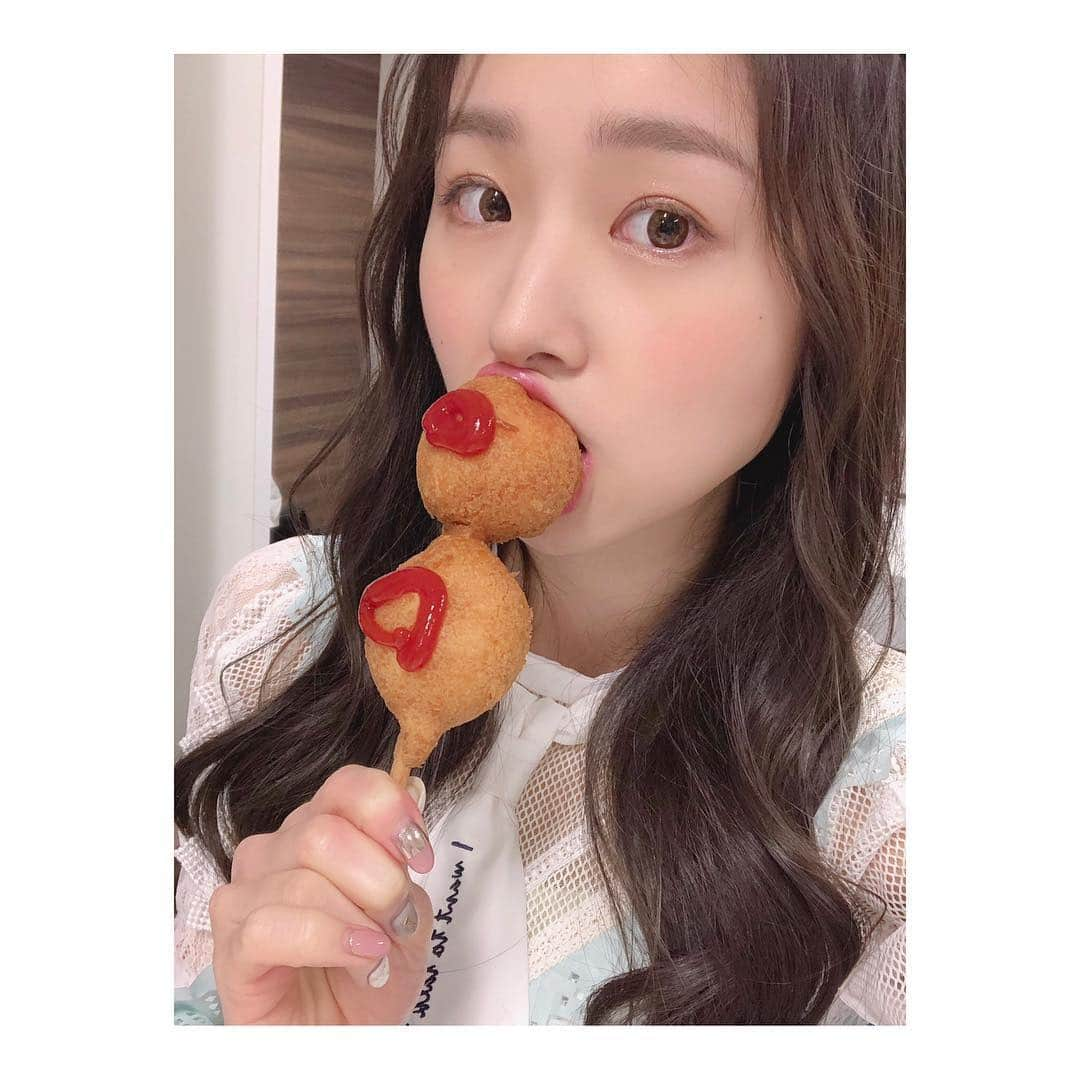 岩立沙穂さんのインスタグラム写真 - (岩立沙穂Instagram)「😗 . あぁこの味が恋しい…💓 次はいつ仙台に行けるかしら。 . 5月は北海道全握に参加できるのが 今からとっても楽しみです♪ 会いに来てください~🐥 . #ひょうたん揚げ #仙台グルメ #yummy #ケチャップでハート #失敗した💔」4月24日 23時56分 - saho_iwatate104