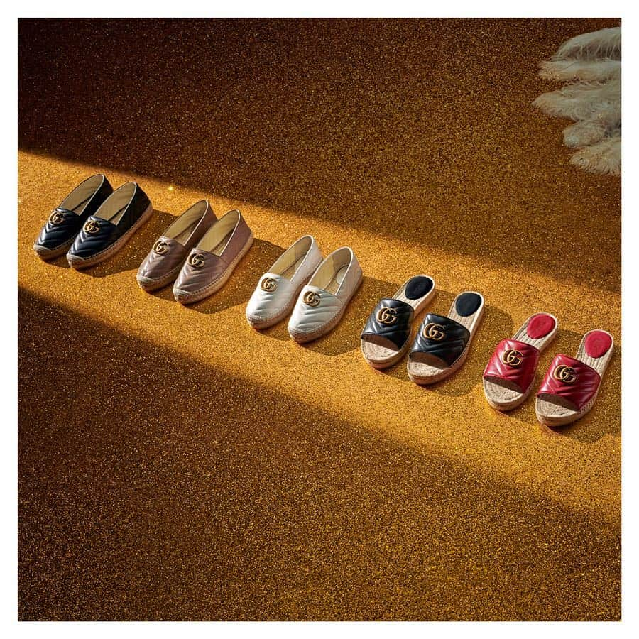 グッチさんのインスタグラム写真 - (グッチInstagram)「Embellished by the Double G hardware, leather espadrilles from #GucciSS19 by @alessandro_michele.  Discover more through link in bio. #AlessandroMichele」4月25日 0時55分 - gucci