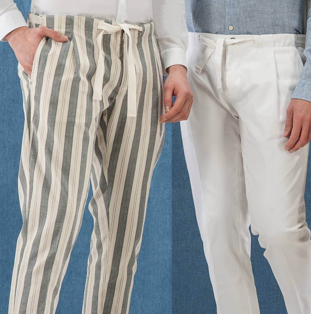 Entre Amis Officialさんのインスタグラム写真 - (Entre Amis OfficialInstagram)「A white conversation in light stripes and drawstrings. #EntreAmis #SS19 #FineItalianTrousers」4月25日 1時00分 - entreamis_official