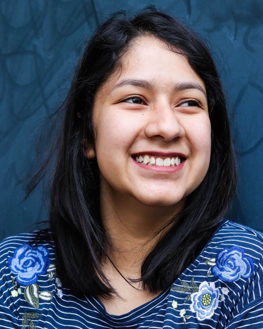 American Eagleさんのインスタグラム写真 - (American EagleInstagram)「Sí, se puede. A journalism student in Kentucky, @thatweirdchild__ is originally from Aguascalientes, Mexico. She’s passionate about education equity and immigrant rights. ⠀⠀⠀⠀⠀⠀⠀⠀⠀ Meet the #AExMECouncil. This is what the future looks like.」4月25日 1時04分 - americaneagle