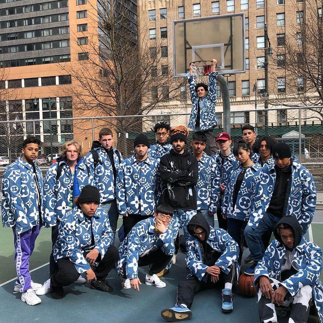 Vogueさんのインスタグラム写真 - (VogueInstagram)「While these logos certainly are @LouisVuitton derived, they aren’t a new drop from @virgilabloh. Instead, the pieces are the work of Imran Moosvi, aka @Imran_Potato, Instagram’s favorite bootlegger to the stars. “It is glitchy, all over the place LV,” he says. “It was me reimagining the monogram as if the symbols were thrown up on the jacket.” Tap the link in our bio to learn more. #regram @imran_potato」4月25日 2時35分 - voguemagazine