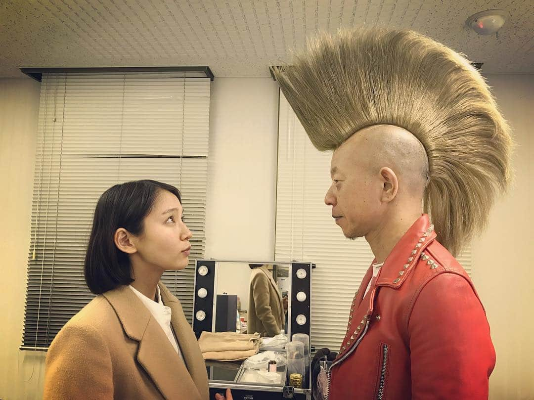 吉岡里帆さんのインスタグラム写真 - (吉岡里帆Instagram)「"音量を上げろタコ！なに歌ってんのか全然わかんねぇんだよ！！" DVD発売🐙なんて日だ！」4月25日 2時48分 - riho_yoshioka