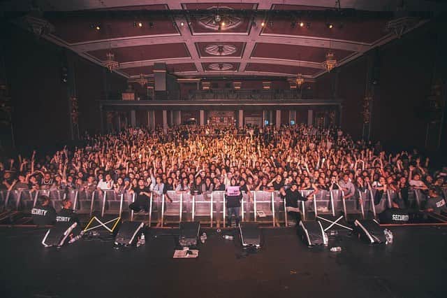 ミスラ・ジン さんのインスタグラム写真 - (ミスラ・ジン Instagram)「San Diego 🙏 🙏 🙏 📸 by @Bobo.xxndigo tour management: @enmgmt tickets at epikhigh.com #epikhigh2019tour」4月25日 3時57分 - realmithrajin