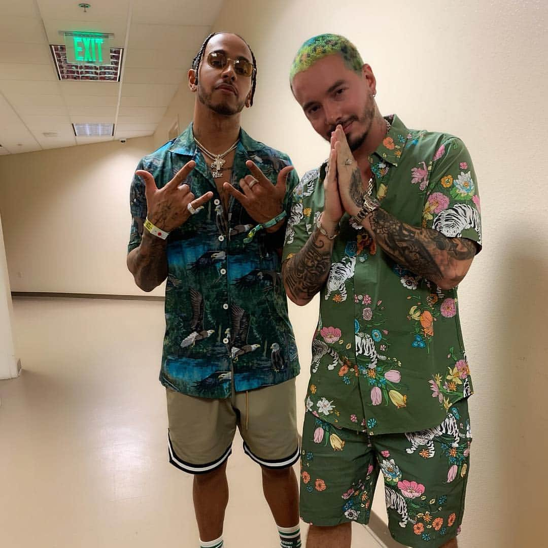 ルイス・ハミルトンさんのインスタグラム写真 - (ルイス・ハミルトンInstagram)「@jbalvin good seeing you bro」4月25日 4時10分 - lewishamilton