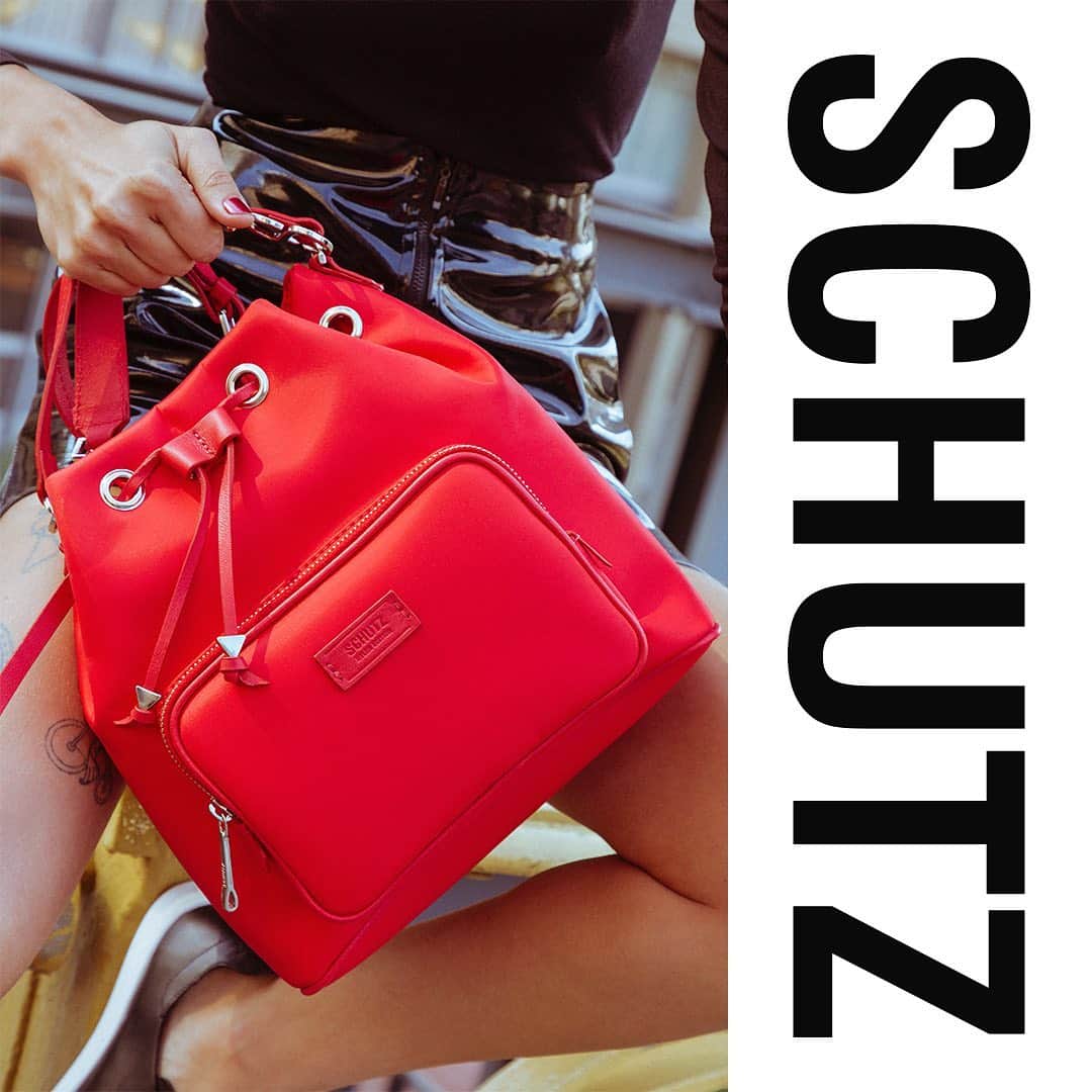 Schutzのインスタグラム：「Red love❣️. #schutznylonedition」