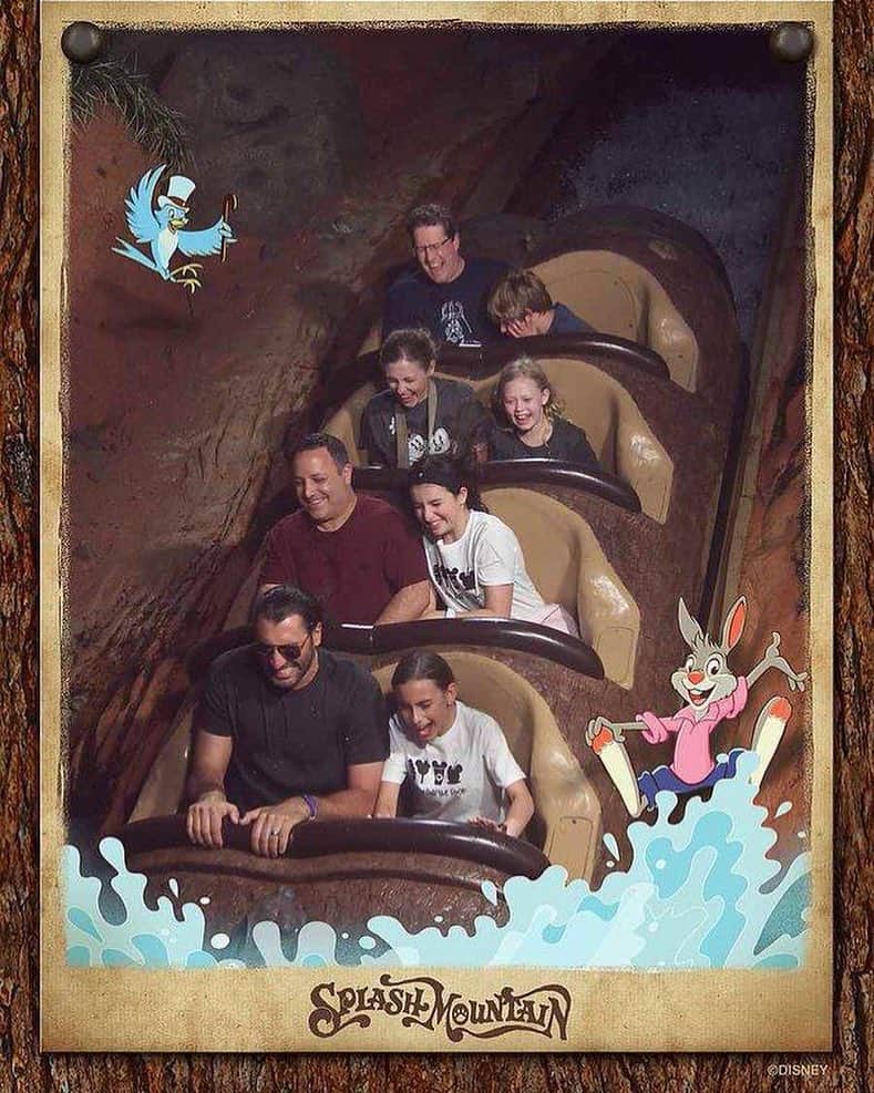 NHLさんのインスタグラム写真 - (NHLInstagram)「@thestrombone1 riding Splash Mountain with his daughter is too perfect! ❤️ (📷 @thestrombone1)」4月25日 5時59分 - nhl