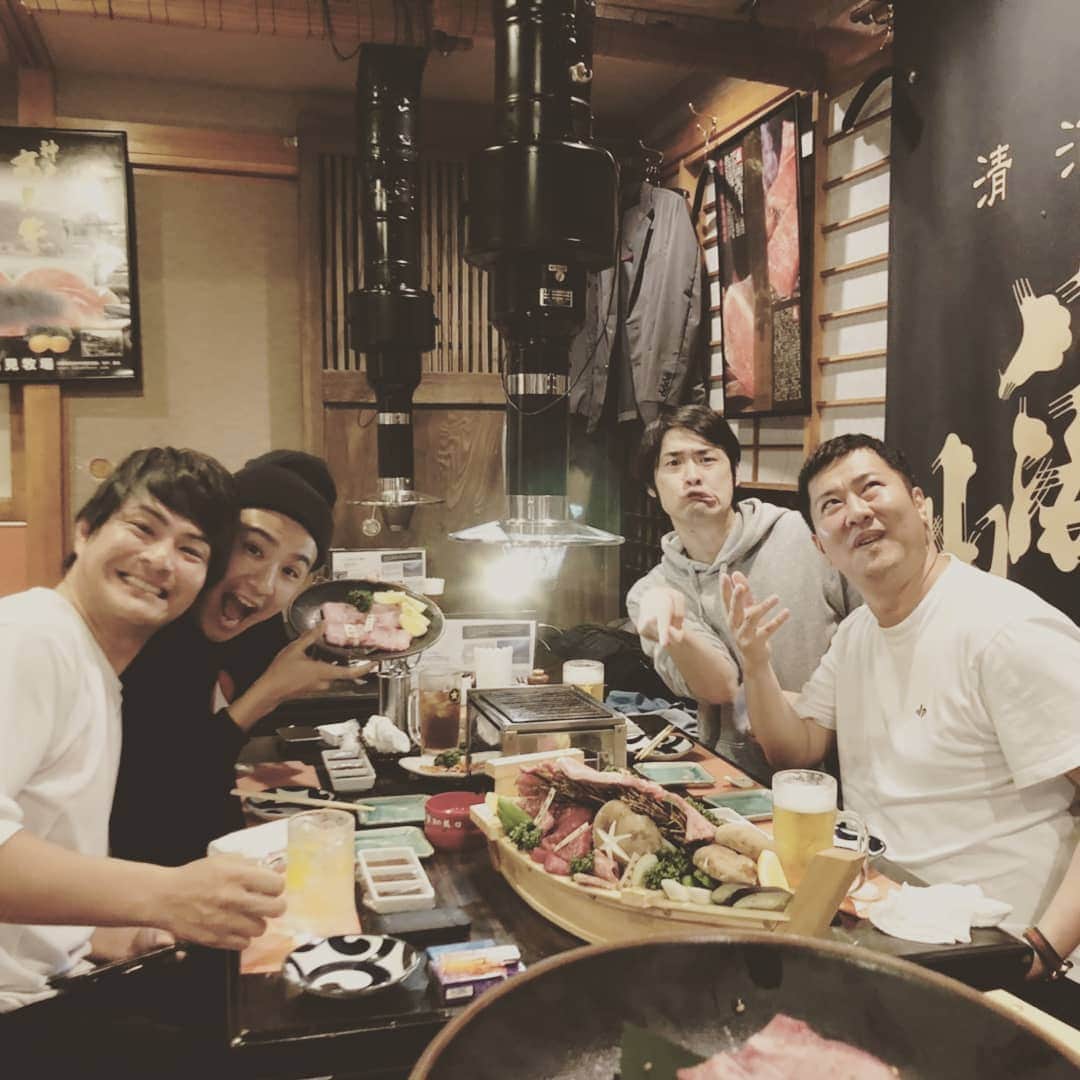 とにかく明るい安村のグルメインスタ