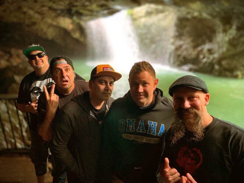 Zebraheadさんのインスタグラム写真 - (ZebraheadInstagram)「We had a great time at Natural Bridge today!! Headed to Vinnie's Pub Southport to drink all their booze! #Zebrahead #braininvaders #deathbystereo #party #vinniespub」4月25日 16時07分 - zebraheadofficial