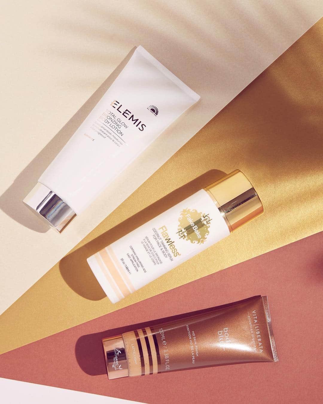 Nextさんのインスタグラム写真 - (NextInstagram)「We've ranked our radiance-ready tanning transformers in order of Gold, Silver, and most importantly.. BRONZE! ✨ Get prepped for summer with our bronzing heroes to heat up your complexion ☀️@nextofficial_beauty. 🔍 L95327, L91938 & L06431. #beauty #tan #bronze #summer #summerskin #sunkissed #summervibes #tanning #nextbeauty」4月25日 16時57分 - nextofficial