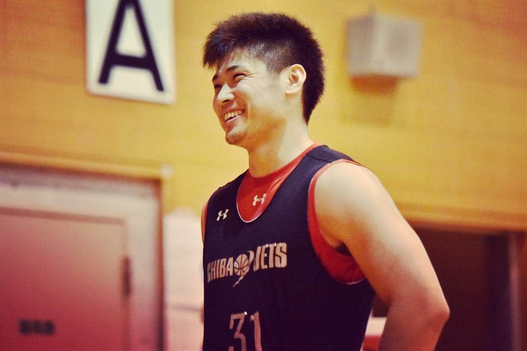 千葉ジェッツさんのインスタグラム写真 - (千葉ジェッツInstagram)「練習風景📸 #chibajets #Bリーグ #バスケ #練習 #basketball #チャンピオンシップ #今週末は富山戦 #いくぜてっぺん」4月25日 17時07分 - chibajets_official