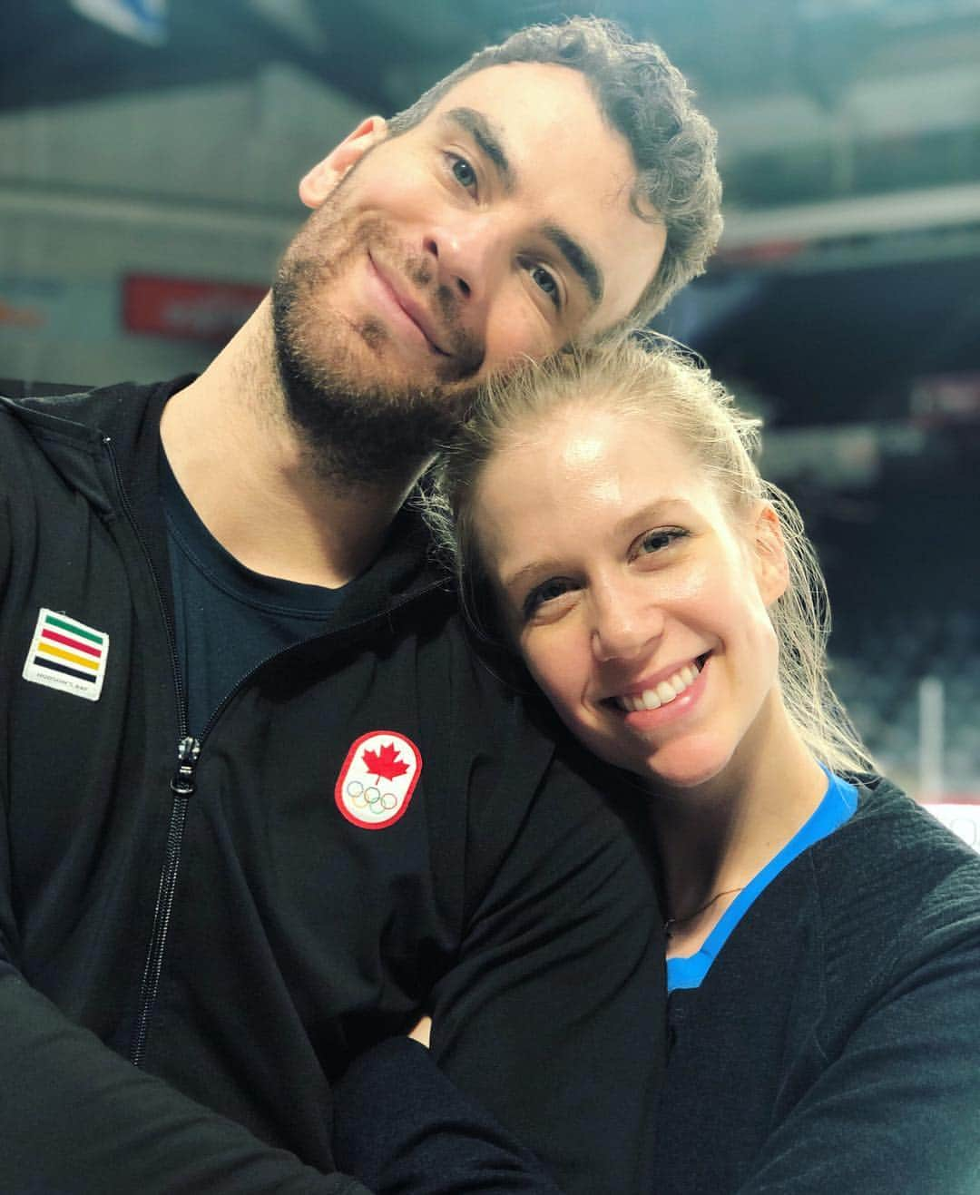 ケイトリン・ウィーバーさんのインスタグラム写真 - (ケイトリン・ウィーバーInstagram)「A boy and his girl 💙 #soi19 📸: @pipergilles •  Can’t WAIT for Friday’s show. Who’s coming? 🙋🏼‍♀️🙋🏻‍♂️🙋🏽‍♀️🙋🏼‍♂️🙋🏻‍♀️」4月25日 8時56分 - ka2sh