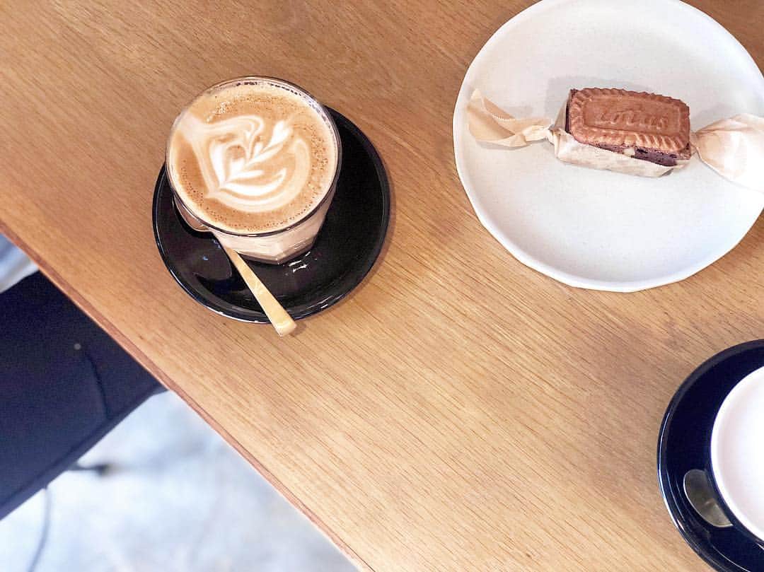 工藤壮人さんのインスタグラム写真 - (工藤壮人Instagram)「下関カフェ。☕️ 初めて行ったのに懐かしく感じる空間だった。  今日も一日頑張ろう☀️ #craftsmancoffeeroasters #coffeetime」4月25日 9時00分 - masato_kudo_official