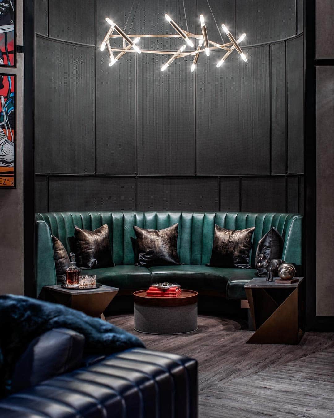 Palms Casino Resortのインスタグラム：「Saved you a seat in the Hardwood Suite.」
