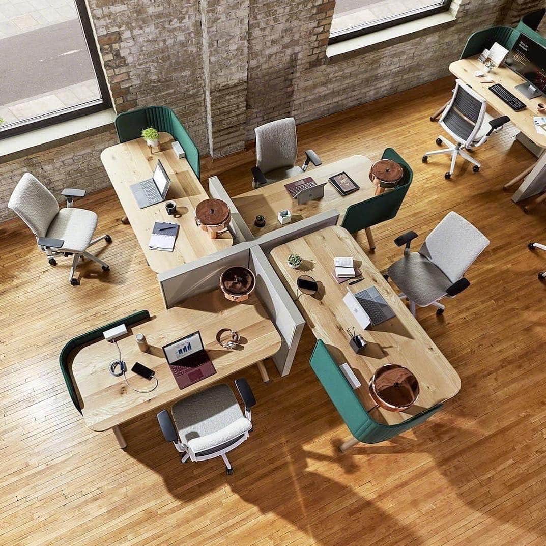 Design Milkさんのインスタグラム写真 - (Design MilkInstagram)「Discover how #moderndesign is changing the #workplace over on our sister IG @designmilkworks! \\\ @designmilkworks @steelcase’s new Flex Collection makes it easy to rearrange a space with all the necessities you need for a productive day, including moveable desks, tables, whiteboards, carts, space dividers and accessories.」4月25日 9時57分 - designmilk