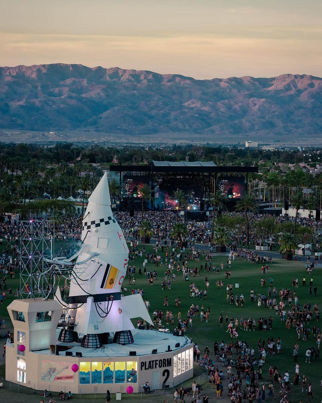 コーチェラさんのインスタグラム写真 - (コーチェラInstagram)「Highlights 2019: Art of Coachella」4月25日 10時25分 - coachella