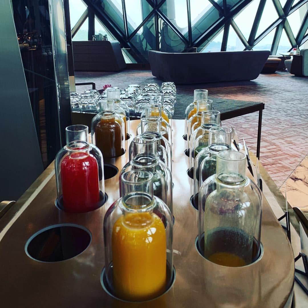 林信行のインスタグラム：「Breakfast at #MorpheusMacau」