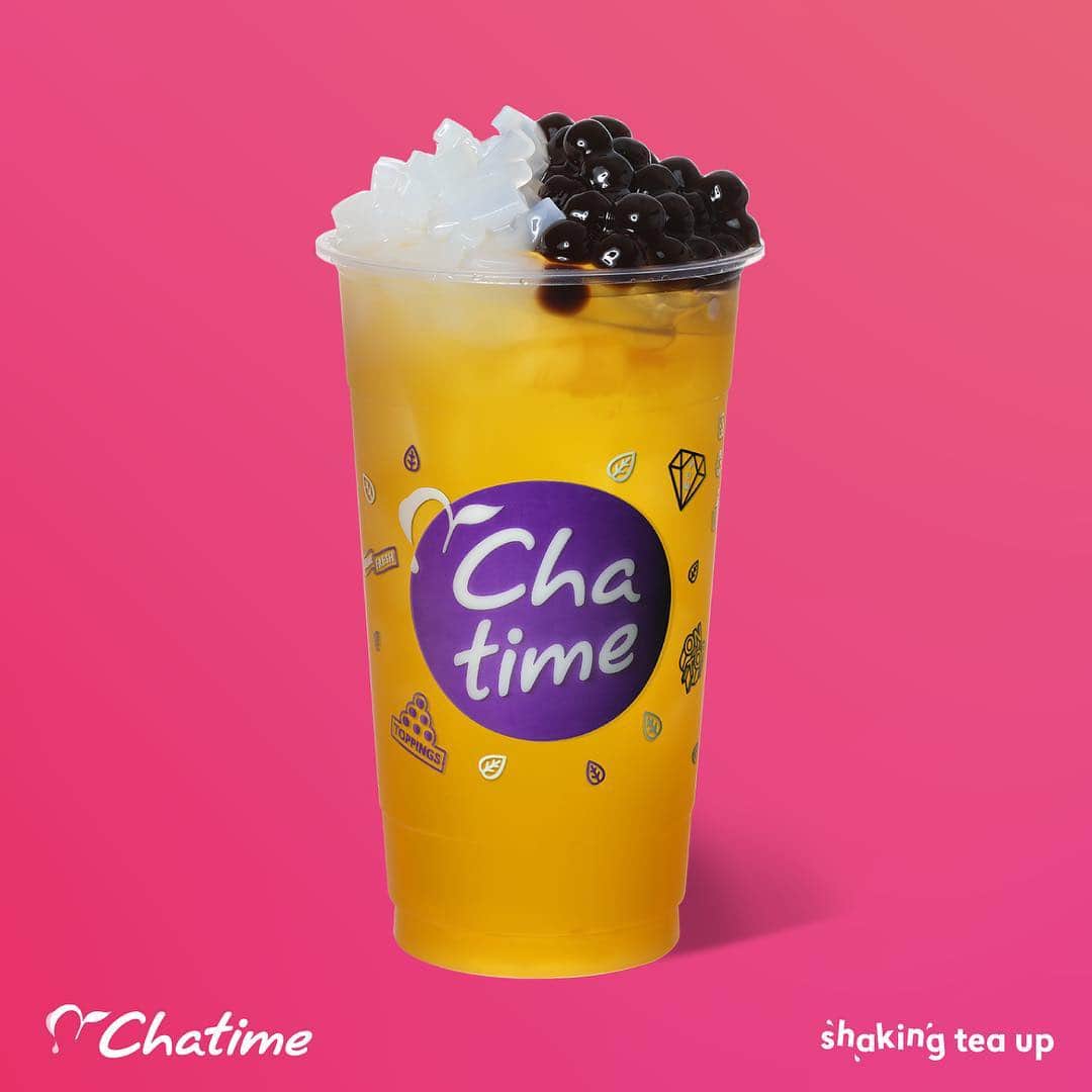 Chatime公式さんのインスタグラム写真 - (Chatime公式Instagram)「🥤本日の一杯😘 . マンゴージャスミンティー ＋QQトッピング . . これからの季節にぴったり☺️💓 さっぱりフルーティなマンゴージャスミンティーに 楽しい食感のQQをトッピング😍 . . 暑くなる季節におススメの一杯です😝👏 . . #スイーツ部 #台湾茶  #ginza #タピオカ #タピオカミルクティー #タピオカ巡り #cafe #tea #台湾カフェ #ドリンク #ティータイム #followme #富士見 #みなとみらい  #鎌倉カフェ #milktea #たぴおか #instafood #instagood #chatime  #大宮 #鎌倉#自由が丘 #タピオカ部 #タピオカ巡り #タピオカグラム」4月25日 11時13分 - chatime_jp