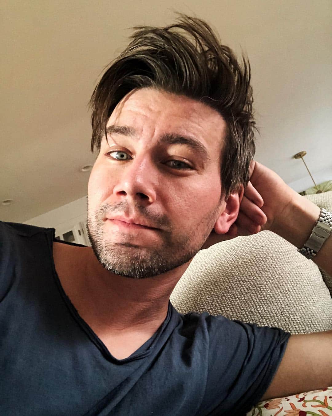 トーランス・クームスのインスタグラム：「Sitting here, watching your NHL playoff brackets all get destroyed.」