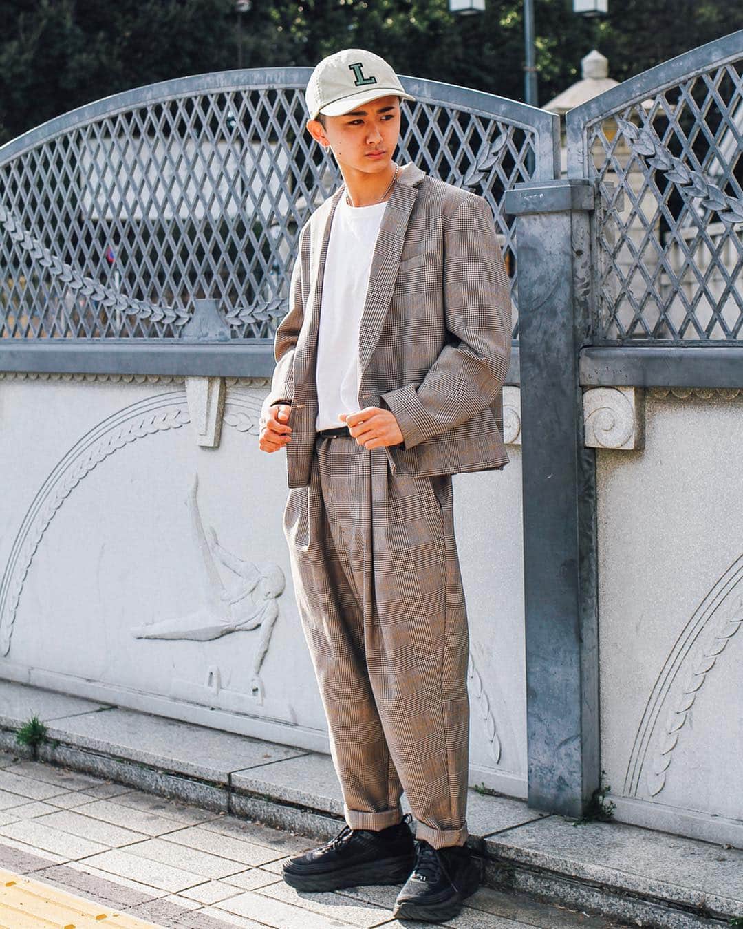 Fashionsnap.comさんのインスタグラム写真 - (Fashionsnap.comInstagram)「【#スナップ_fs】 Name 悠真  Jacket #Luis T-Shirt #MXP Pants #Luis Shoes #HOKAONEONE Cap #LACOSTE  #fashionsnap #fashionsnap_men」4月25日 11時33分 - fashionsnapcom