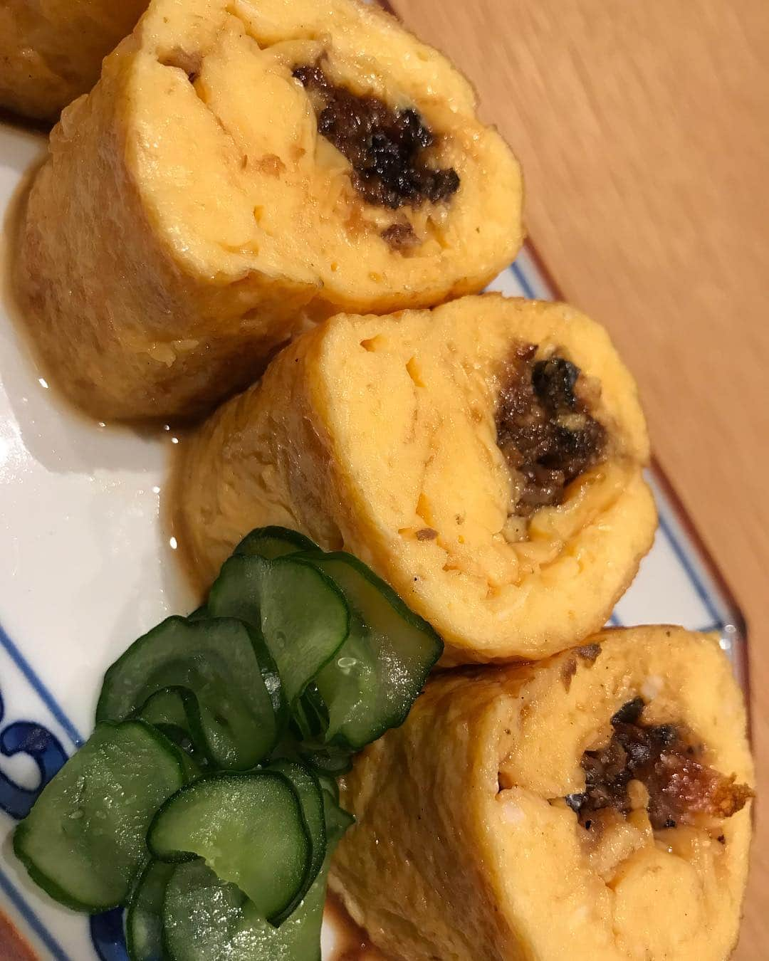 矢代梢さんのインスタグラム写真 - (矢代梢Instagram)「平成最後の鰻🥺 ここの鰻は皮がパリッとしててほんとにほんとに美味しかった❤️❤️ #平成最後の鰻 #ひつまぶし #丸ビル #最高かよ」4月25日 11時44分 - kozue_yashiro