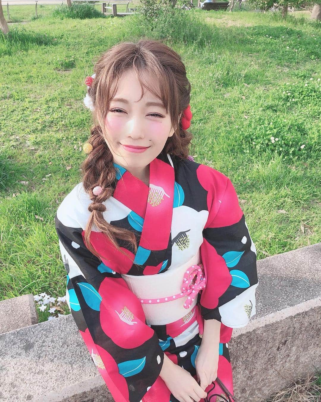 白岩まちこさんのインスタグラム写真 - (白岩まちこInstagram)「≫≫≫ ⁑ 🕊🌿🕊🌿 ㅤㅤㅤㅤㅤㅤㅤㅤㅤㅤㅤㅤㅤ ㅤㅤㅤㅤㅤㅤㅤㅤㅤㅤㅤㅤㅤ ㅤㅤㅤㅤㅤㅤㅤㅤㅤㅤㅤㅤㅤ 今日は浴衣撮影っ👘✨ ㅤㅤㅤㅤㅤㅤㅤㅤㅤㅤㅤㅤㅤ ㅤㅤㅤㅤㅤㅤㅤㅤㅤㅤㅤㅤㅤㅤㅤㅤㅤㅤㅤㅤㅤㅤㅤㅤㅤㅤ これは、こないだの晴れてた時の📸☀️✨ ㅤㅤㅤㅤㅤㅤㅤㅤㅤㅤㅤㅤㅤ ㅤㅤㅤㅤㅤㅤㅤㅤㅤㅤㅤㅤㅤ ㅤㅤㅤㅤㅤㅤㅤㅤㅤㅤㅤㅤㅤ  眩しくて目が開かなかったんだ🙈⚡️ ㅤㅤㅤㅤㅤㅤㅤㅤㅤㅤㅤㅤㅤ  ㅤㅤㅤㅤㅤㅤㅤㅤㅤㅤㅤㅤㅤ #浴衣#着物#👘#浴衣アレンジ#裸眼メイク #白岩まちこ#撮影#japanesegirl#japan#kyoto#京都旅行#trip#kyototrip#ビジョビ#タビジョ# #和装#和装ヘア#くるりんぱ#簡単アレンジ#京都ランチ#교토#유카타#옷#교토여행京都旅行#編みおろし#鴨川芝生#ランチ #着物アレンジ#着物ヘア」4月25日 12時08分 - machichas