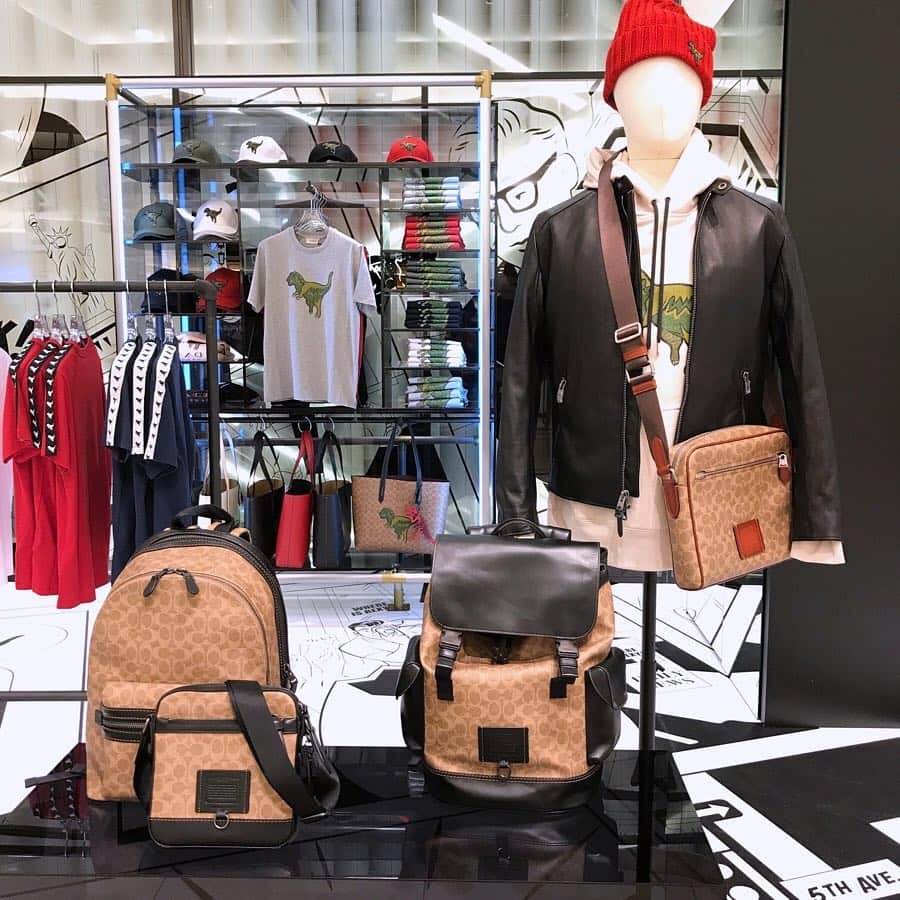 HANKYU.MODEさんのインスタグラム写真 - (HANKYU.MODEInstagram)「COACH POP-UP STORE with Rexy Until 4/30 At 1F Cotocoto Stage 11  #Hankyu #HANKYUMODE #umedahankyu #阪急うめだ本店 #うめだ阪急 #阪急百貨店 #osaka #umeda #mode coach #コーチ #rexy #bag #バッグ」4月25日 12時20分 - hankyumode