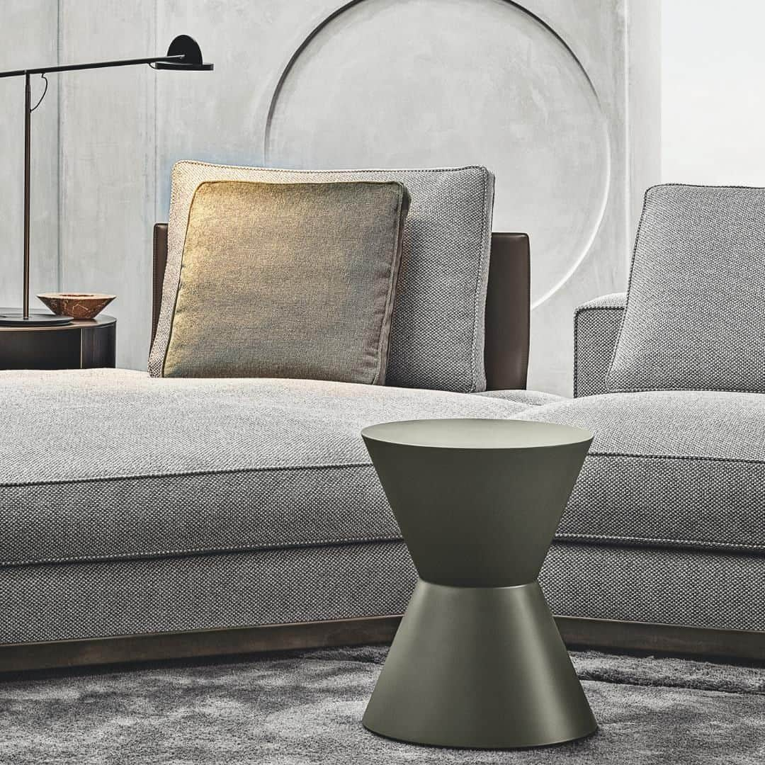 Minotti Londonさんのインスタグラム写真 - (Minotti LondonInstagram)「Whether it presents itself as a side table, pouf or decor element, Cesar, with its eclectic personality and strong formal presence, has definitely joined the icons of #Minotti, becoming an undisputed global bestseller.  Designed by @rudidord in 2004, this year, the famous sculpture-object is turning this year 15 years old.  For use in a group composition, or on its own, it comes in two different forms moulded in structural polyurethane, a material that cannot be deformed or altered.  With a versatile range of uses, it is a true all-purpose piece of furniture, capable of migrating from the living area to the bedroom, from residential environments to those of the Hospitality industry and even to workplaces.  The story of Cesar has been told over the years through a vibrant palette of no less than 17 glossy lacquered finishes.  In 2019, an important intervention on the colour scheme has entailed the addition of the Powder Pink colour to the current range of glossy colour variants and the introduction of three new shades - Sage, Bordeaux and Moka - in a brand new matt finish.  Tap the link in our bio to book your appointment to see the full collection and talk to one of our expert team about your project.  #furniture #table #minottilondon #furnituredesign #design #designer #designers #interiors #interior #interiordesign #interiordesigner #london」4月25日 14時50分 - minottilondon