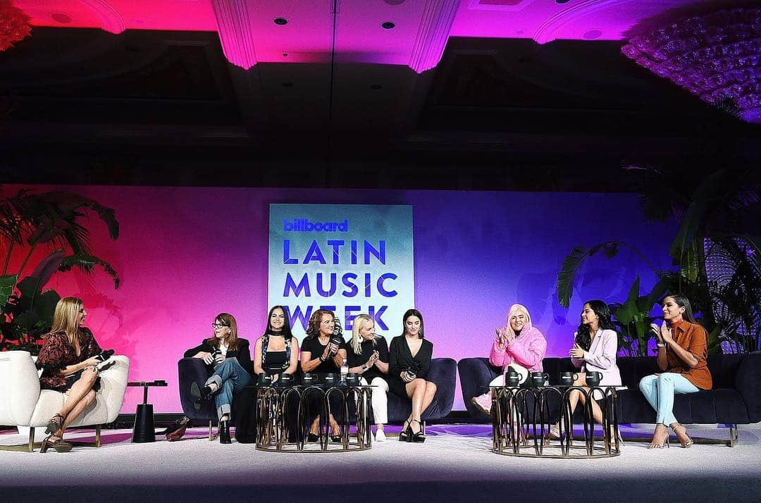 ベッキーGさんのインスタグラム写真 - (ベッキーGInstagram)「Loved being a part of the Women In The Lead panel with these badass women who I love, respect and admire! Thank you @billboardlatin. 🙏🏽」4月26日 1時22分 - iambeckyg